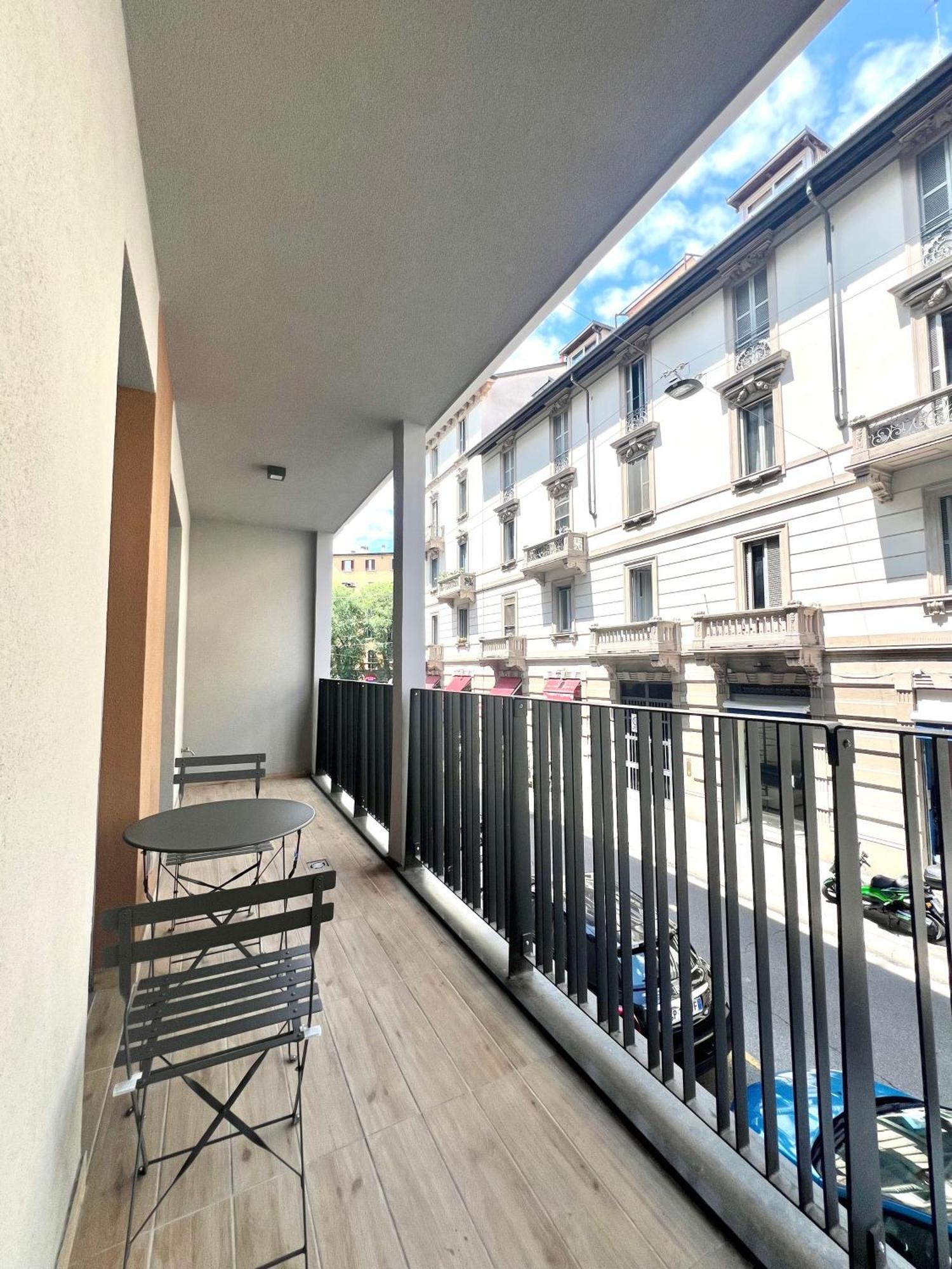 Comecasa Modern Terraced & Palestra Apartment Мілан Екстер'єр фото